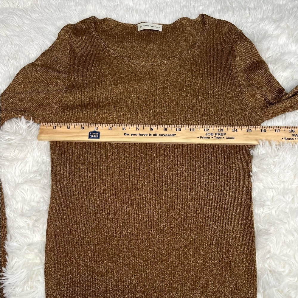 Etro | Gold Metallic Ribbed Knit Top - Picture 5 of 5